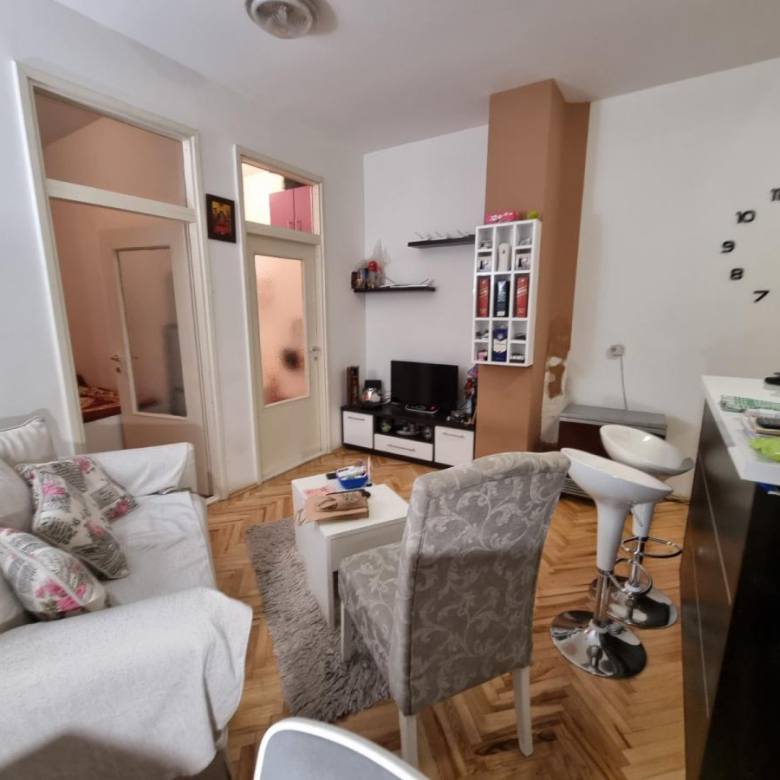 Stan Prodaja Novi Sad  37 m2