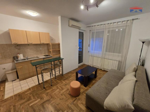 Stan – Novi Sad, Bulevar Evrope  – ID 2333