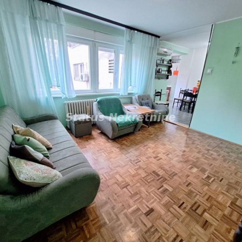 Stan Izdavanje Novi Sad  51 m2