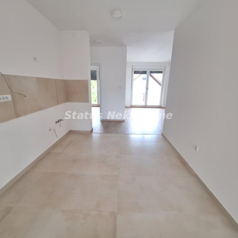 Stan Izdavanje Novi Sad  60 m2