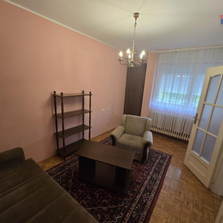 Stan Izdavanje Novi Sad  40 m2