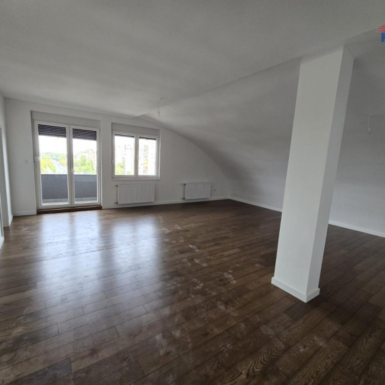 Stan Prodaja Novi Sad  117 m2