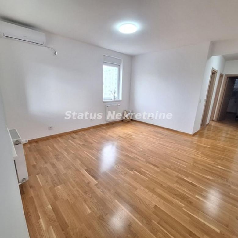 Stan Izdavanje Novi Sad  67 m2