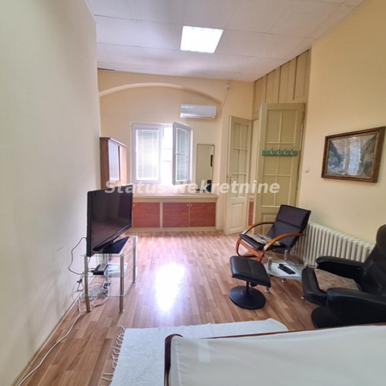 Stan Izdavanje Novi Sad  40 m2