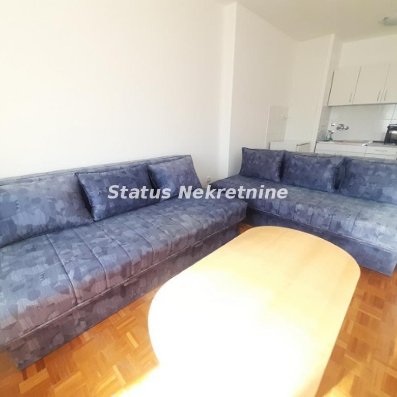 Stan Izdavanje Novi Sad  33 m2