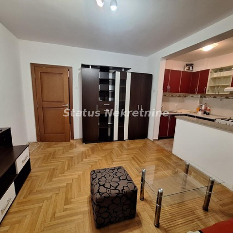 Stan Izdavanje Novi Sad  42 m2