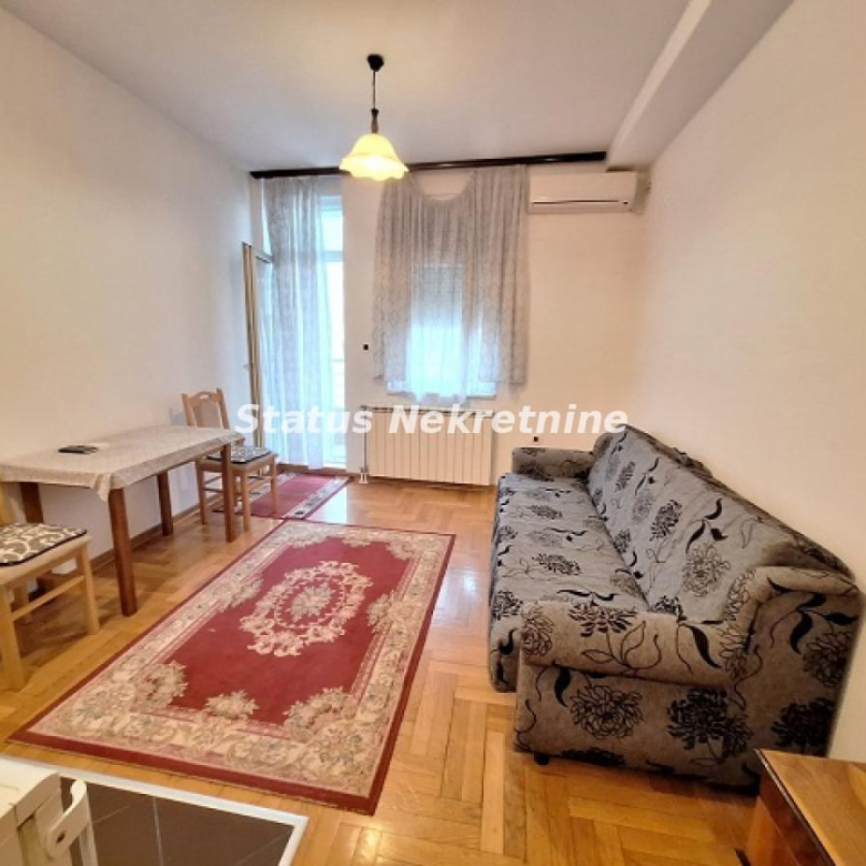 Stan Izdavanje Novi Sad  25 m2