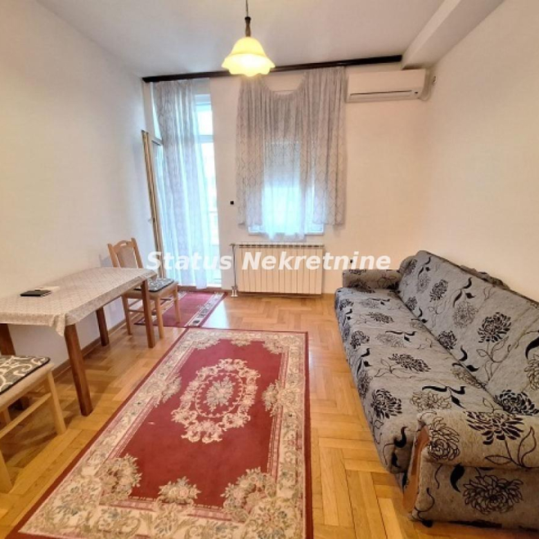 Stan Izdavanje Novi Sad  25 m2