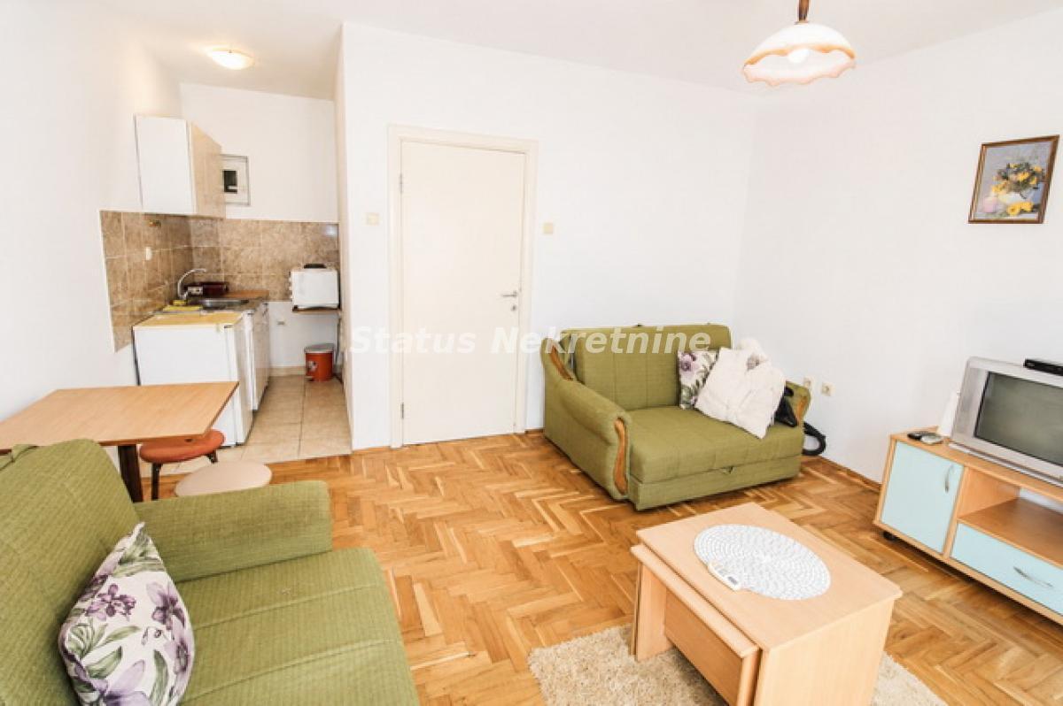 Stan Prodaja Novi Sad  24 m2