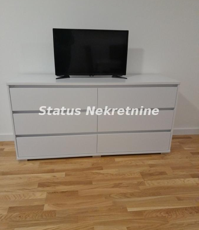 Stan Izdavanje Novi Sad  43 m2