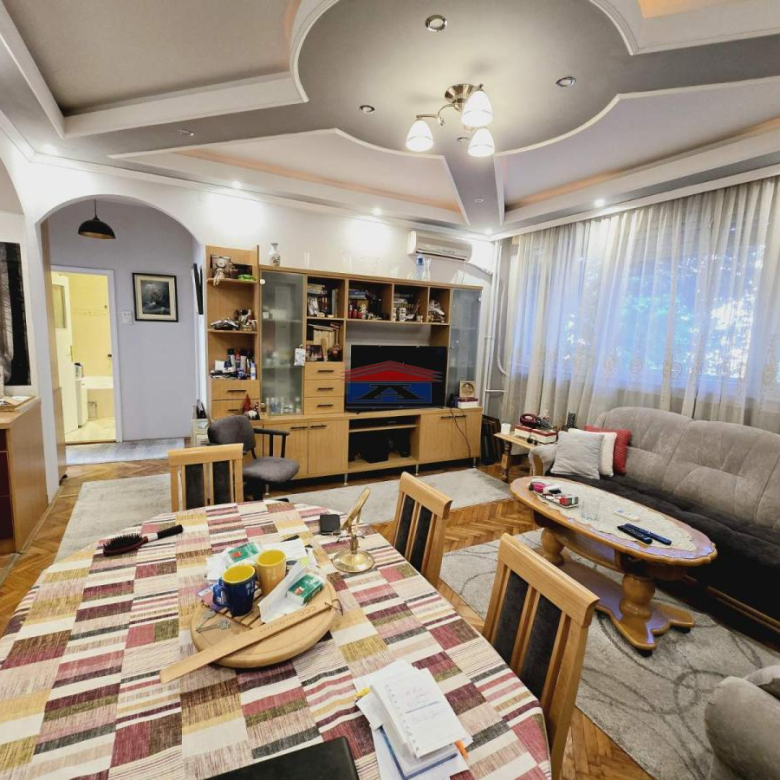 Stan Prodaja Novi Sad  87 m2