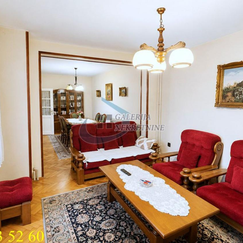 Kuća Prodaja Inđija  212 m2