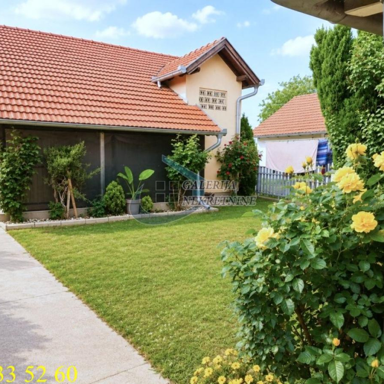 Kuća Prodaja Inđija  190 m2