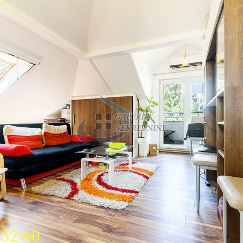 Stan Prodaja Beograd Južni Bulevar 40 m2