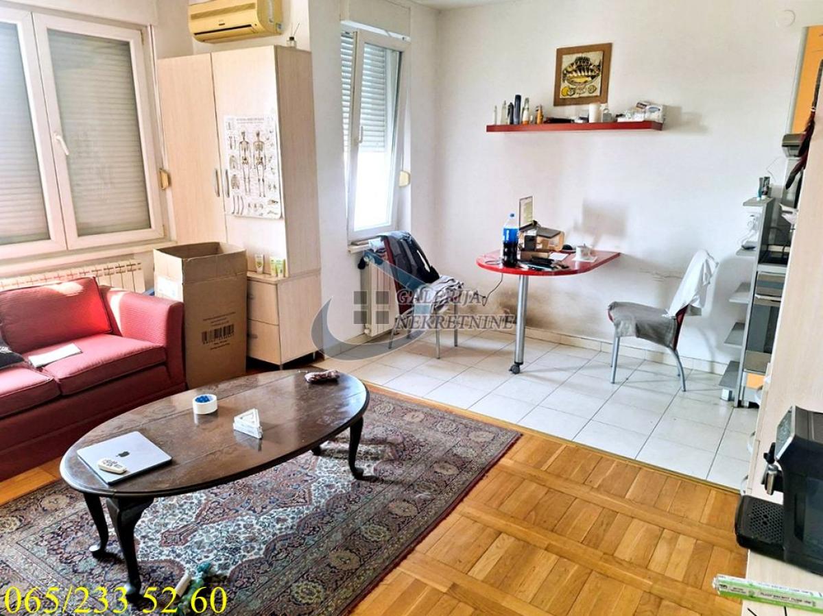 Stan Prodaja Beograd Dušanovac 33 m2