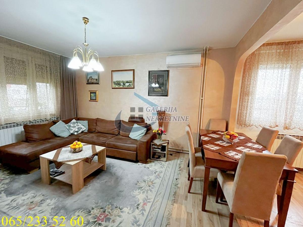 Stan Prodaja Beograd Karaburma 135 m2