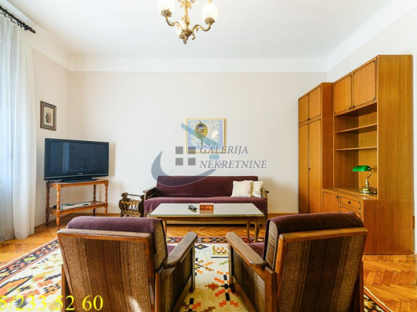Stan Izdavanje Beograd Andrićev Venac 113 m2