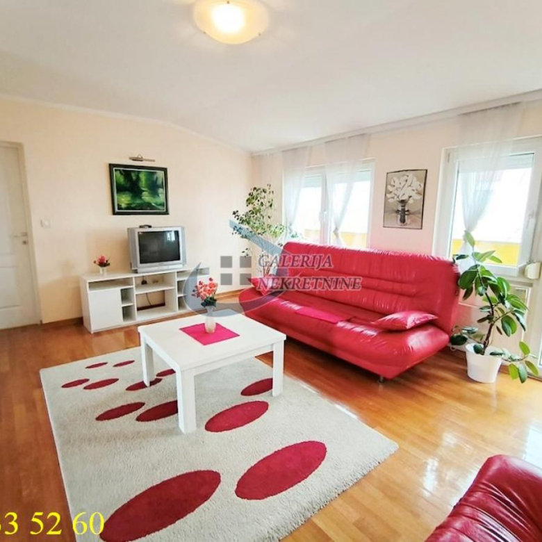 Stan Izdavanje Beograd Hram Svetog Save 85 m2