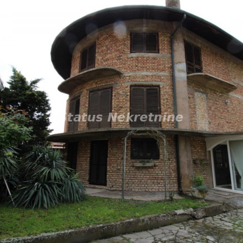 Kuća Prodaja Sremska Mitrovica  416 m2
