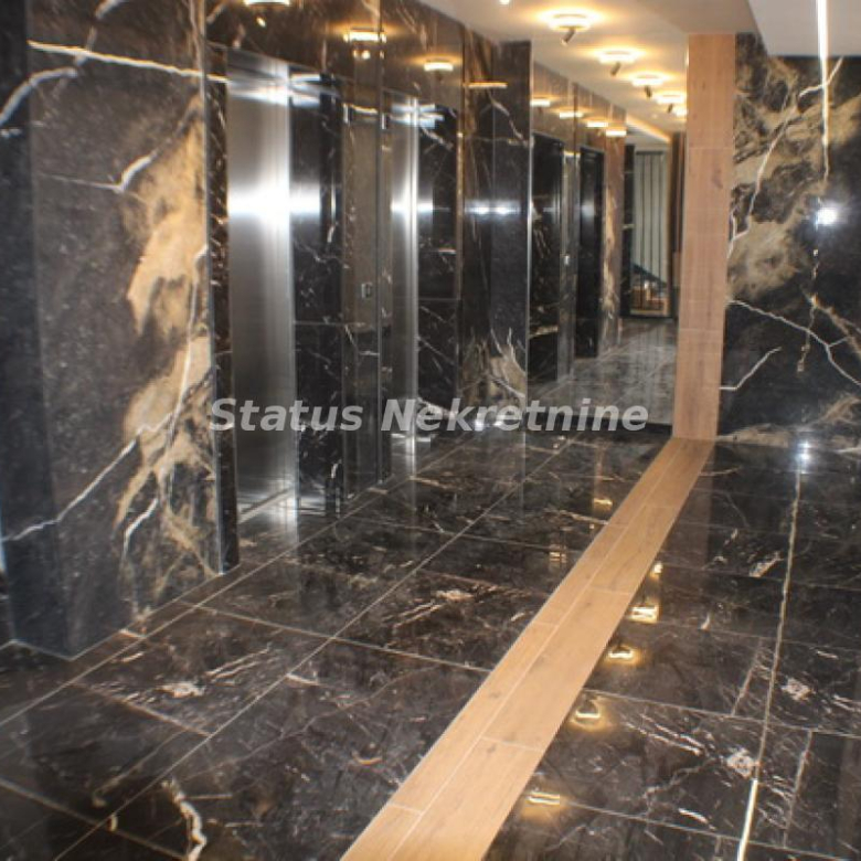 Stan Izdavanje Novi Sad  101 m2