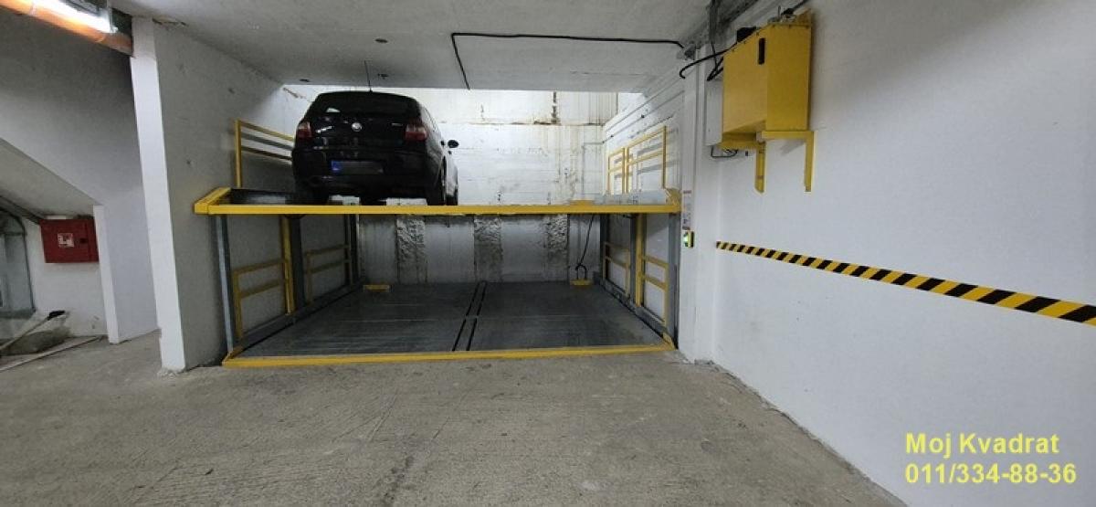 Garaža Prodaja Beograd Lipov Lad 12 m2