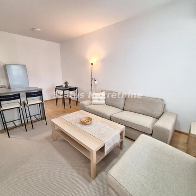 Stan Izdavanje Novi Sad  46 m2