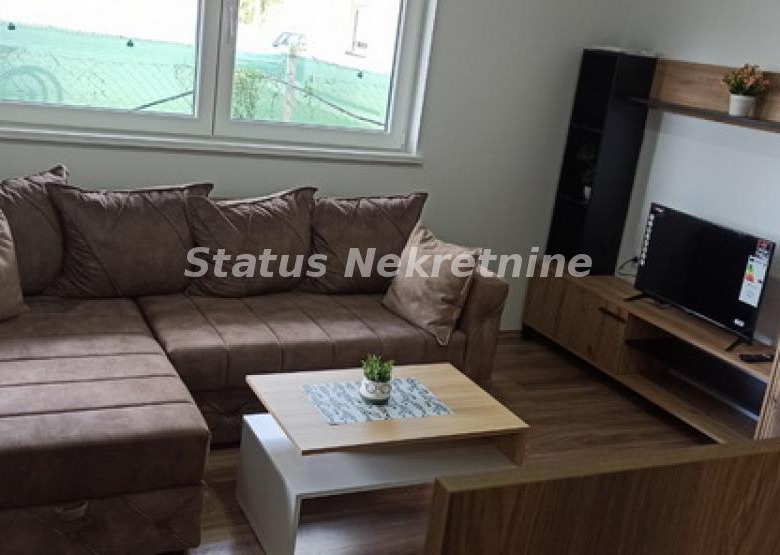 Stan Izdavanje Novi Sad  29 m2