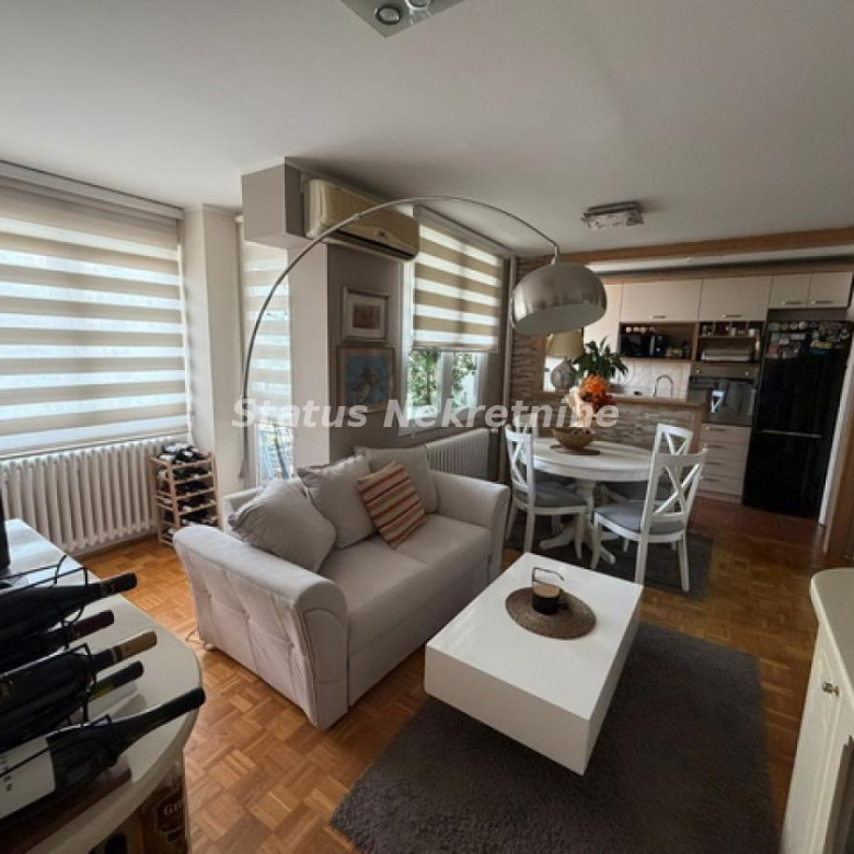 Stan Prodaja Novi Sad  76 m2