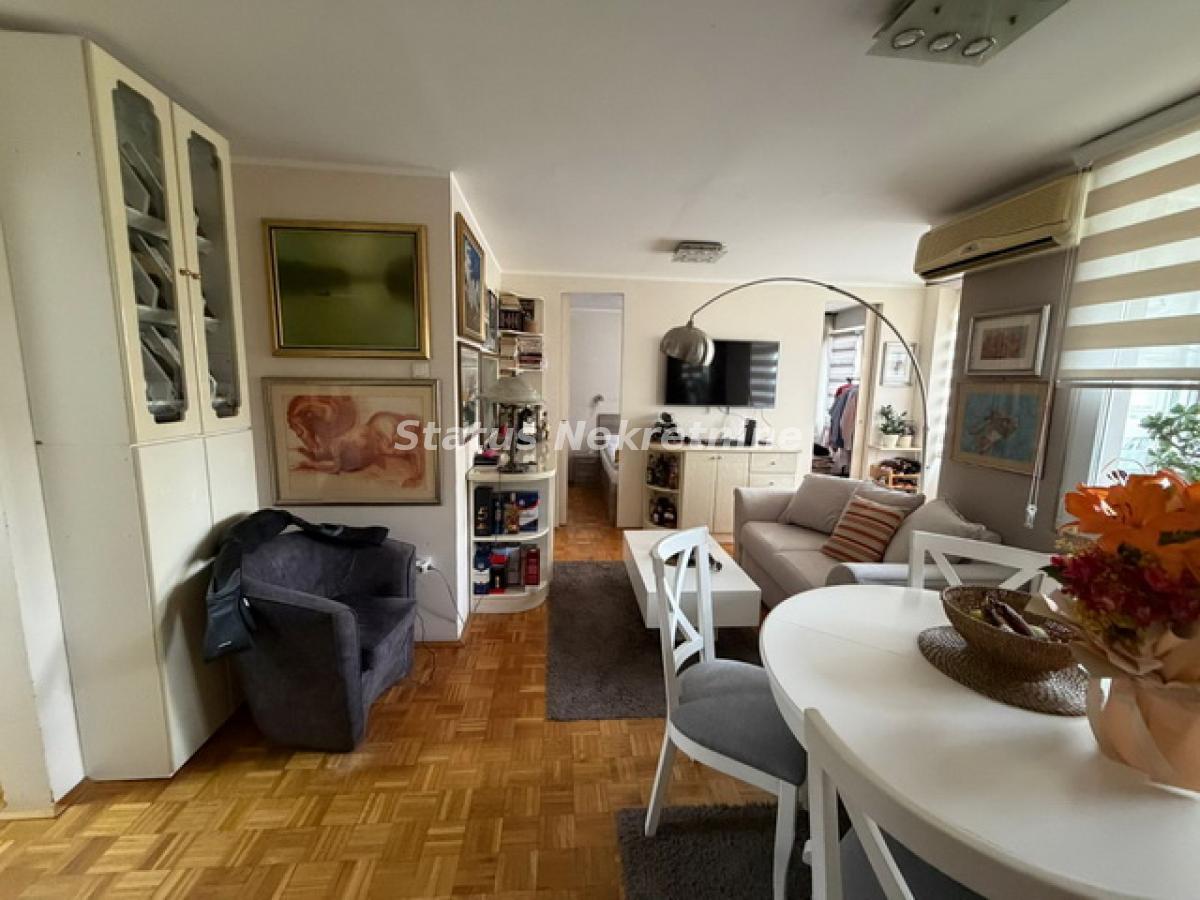 Stan Prodaja Novi Sad Stan Prodaja Novi Sad 76 m2