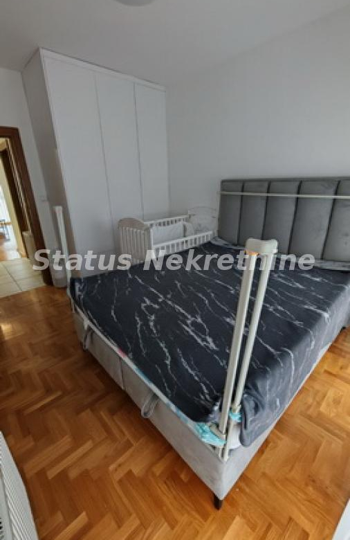 Stan Prodaja Novi Sad  42 m2