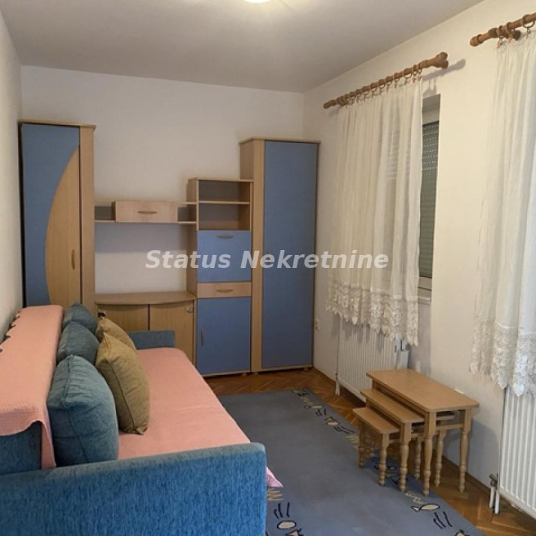 Stan Izdavanje Novi Sad  25 m2