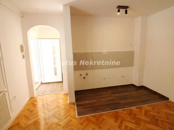 Stan Prodaja Novi Sad  24 m2