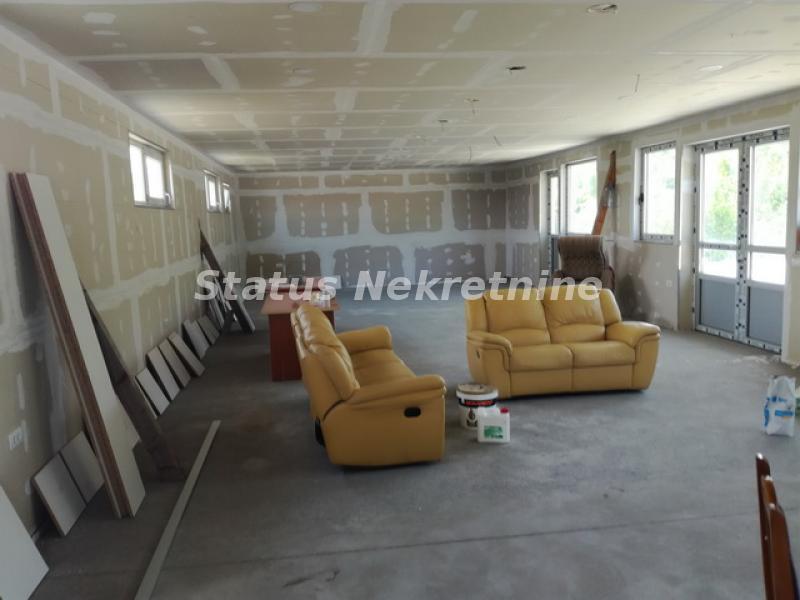 Kuća Prodaja Novi Sad  500 m2