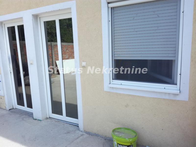 Kuća Prodaja Novi Sad  500 m2