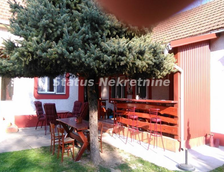 Kuća Prodaja Bačka Palanka  210 m2