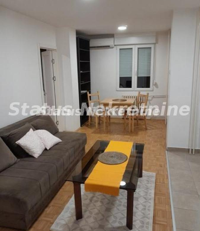 Stan Izdavanje Novi Sad  41 m2