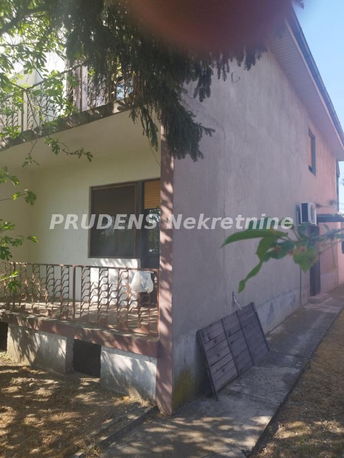 Kuća Prodaja Beograd Kuća Prodaja Beograd Bečmen 150 m2