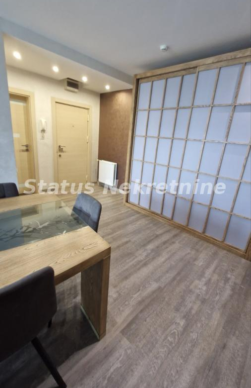 Stan Izdavanje Novi Sad  116 m2