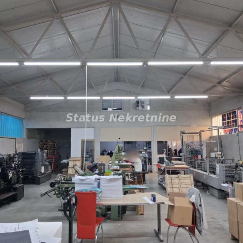 Lokal Izdavanje Novi Sad  770 m2