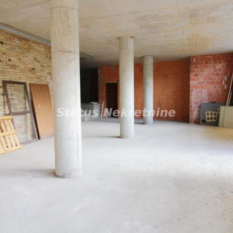Lokal Prodaja Novi Sad  320 m2