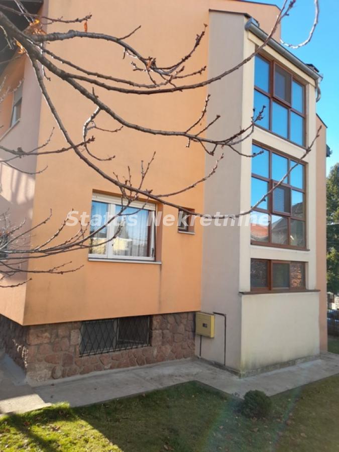 Kuća Prodaja Novi Sad  360 m2