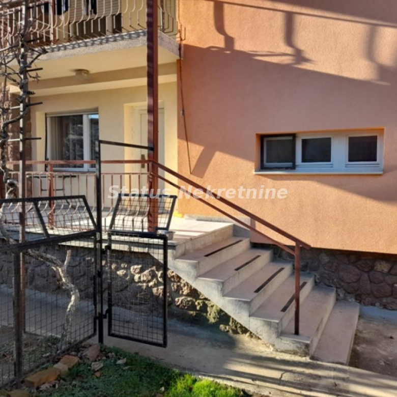 Kuća Prodaja Novi Sad  360 m2