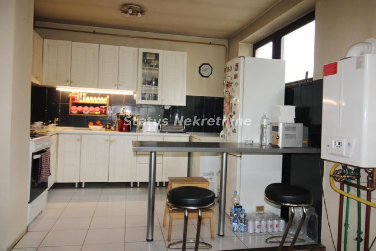 Kuća Prodaja Novi Sad Kuća Prodaja Novi Sad 330 m2