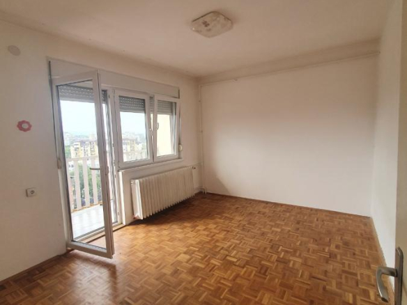 Lokal Izdavanje Novi Sad  68 m2
