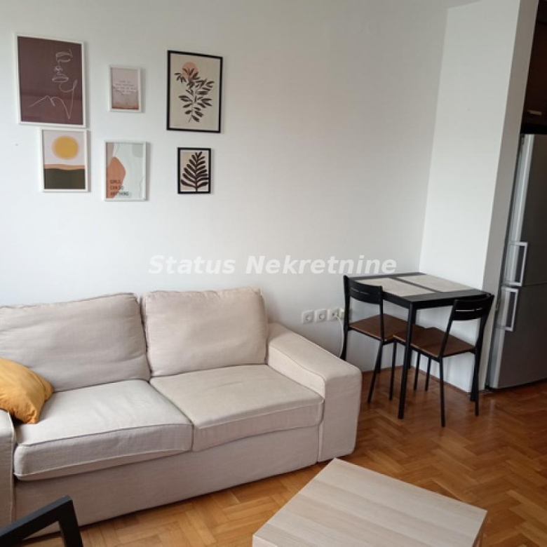 Stan Izdavanje Novi Sad  37 m2