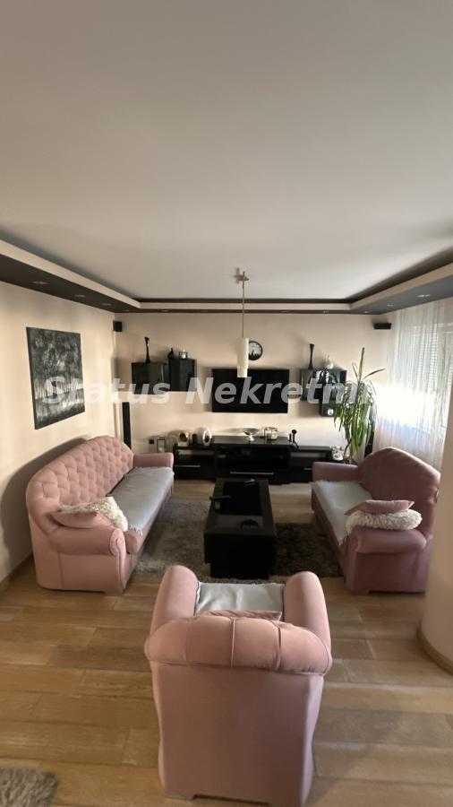 Stan Izdavanje Novi Sad  126 m2