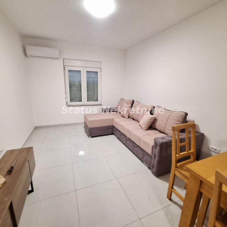 Stan Izdavanje Novi Sad  45 m2