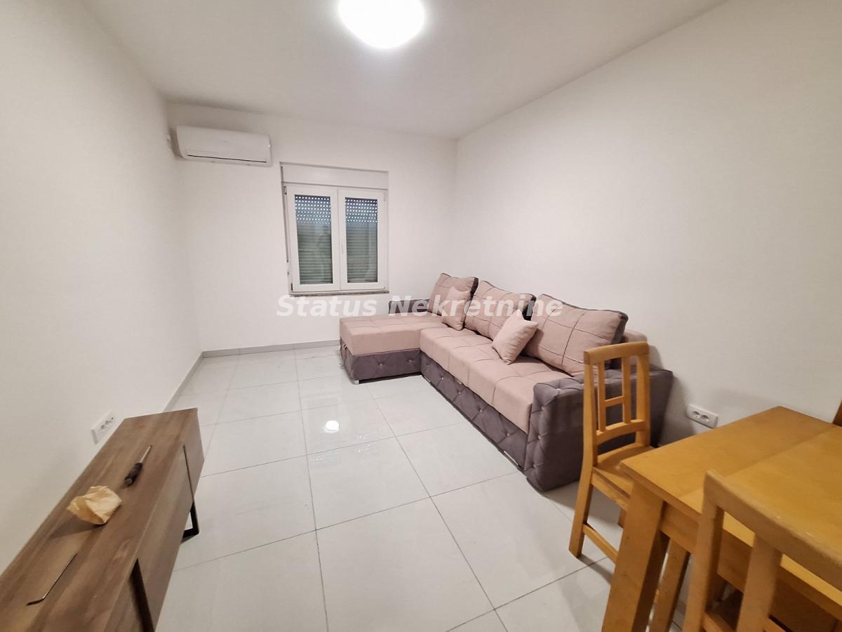 Stan Izdavanje Novi Sad  45 m2