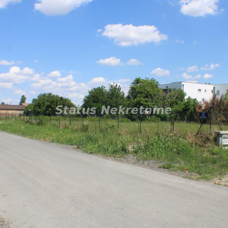 Plac Izdavanje Novi Sad  0 m2