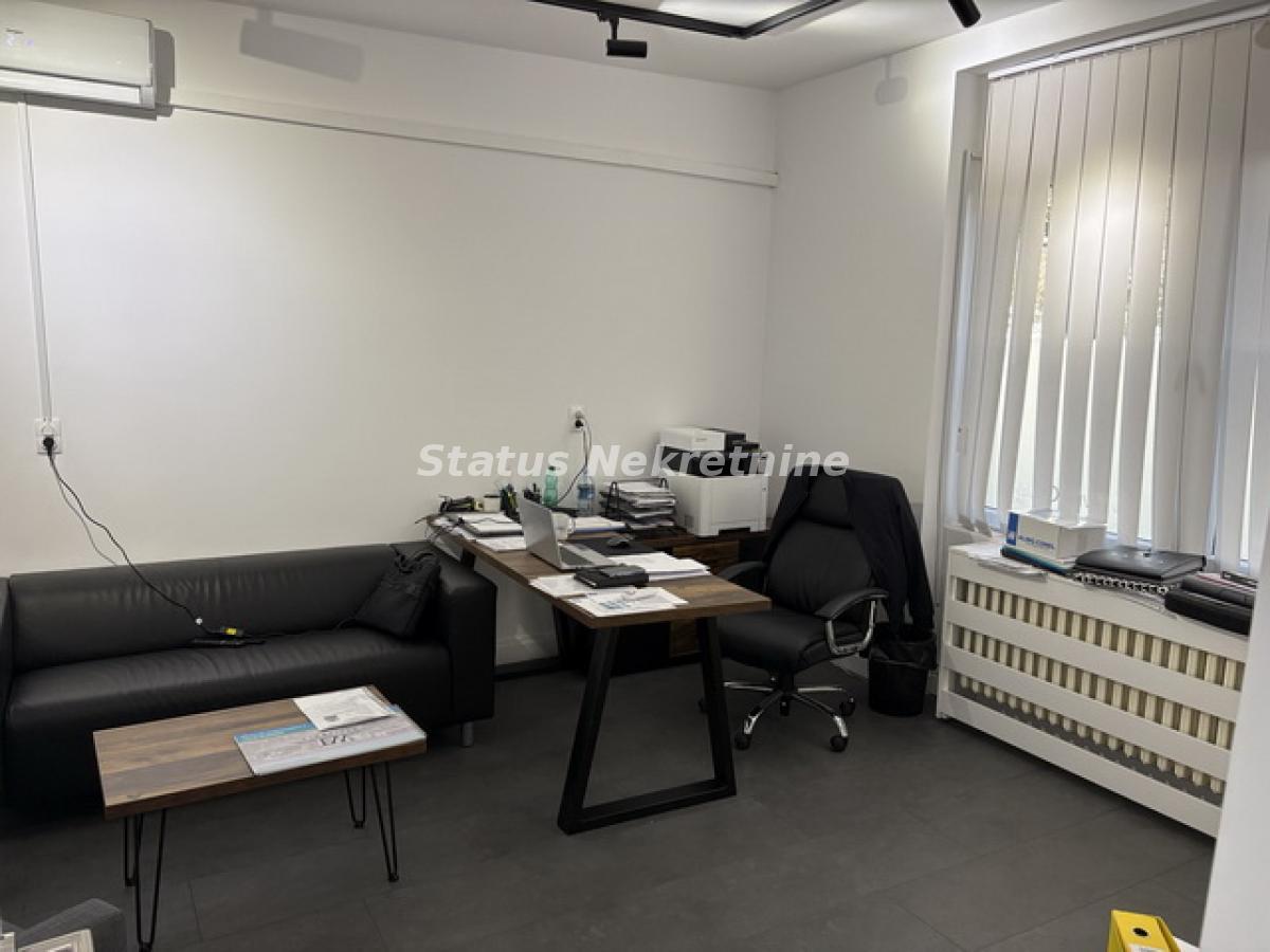 Lokal Izdavanje Novi Sad  120 m2